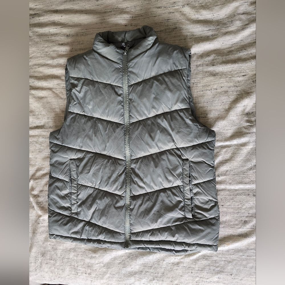 Mint Green Quilted Puffer Vest